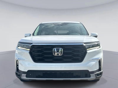 2024 Honda Pilot EX-L w/Rear Captain's Chairs