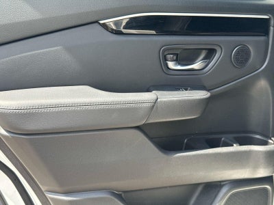 2024 Honda Pilot EX-L w/Rear Captain's Chairs
