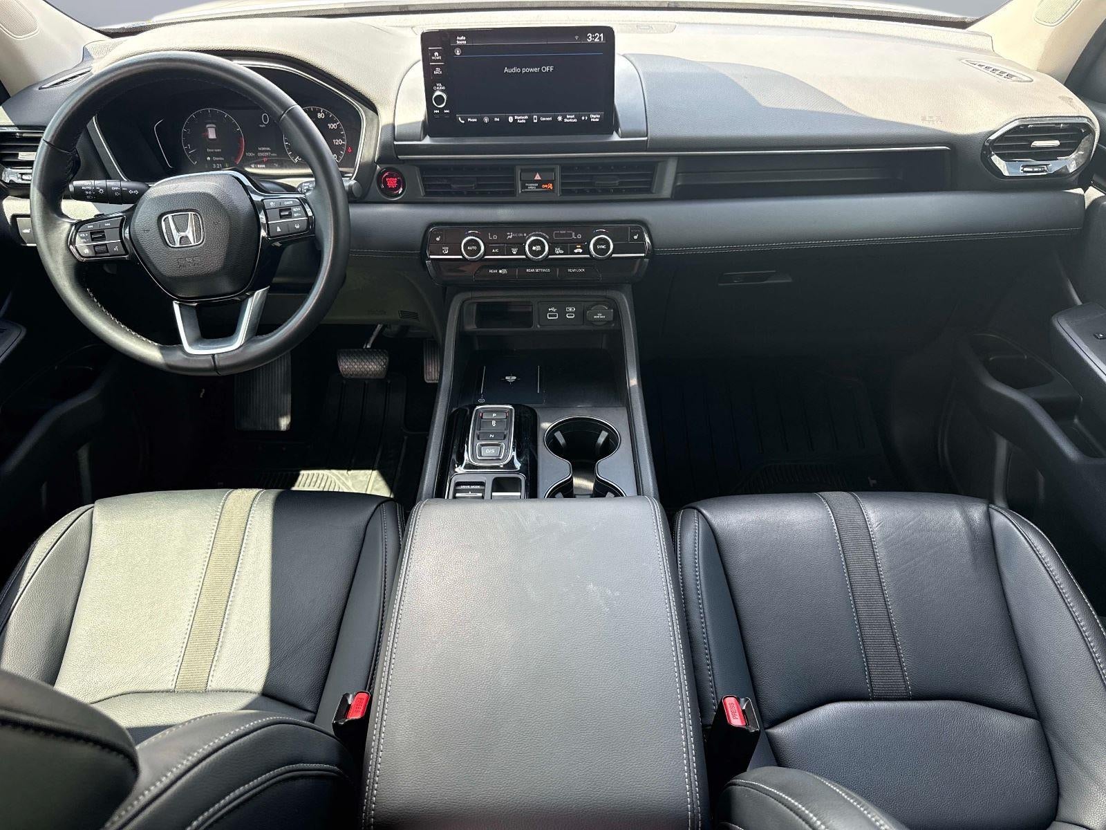 2024 Honda Pilot EX-L w/Rear Captain's Chairs