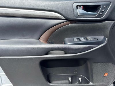 2018 Toyota Highlander Limited Platinum