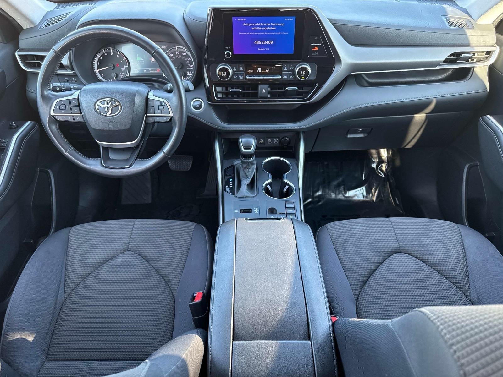 2024 Toyota Highlander LE