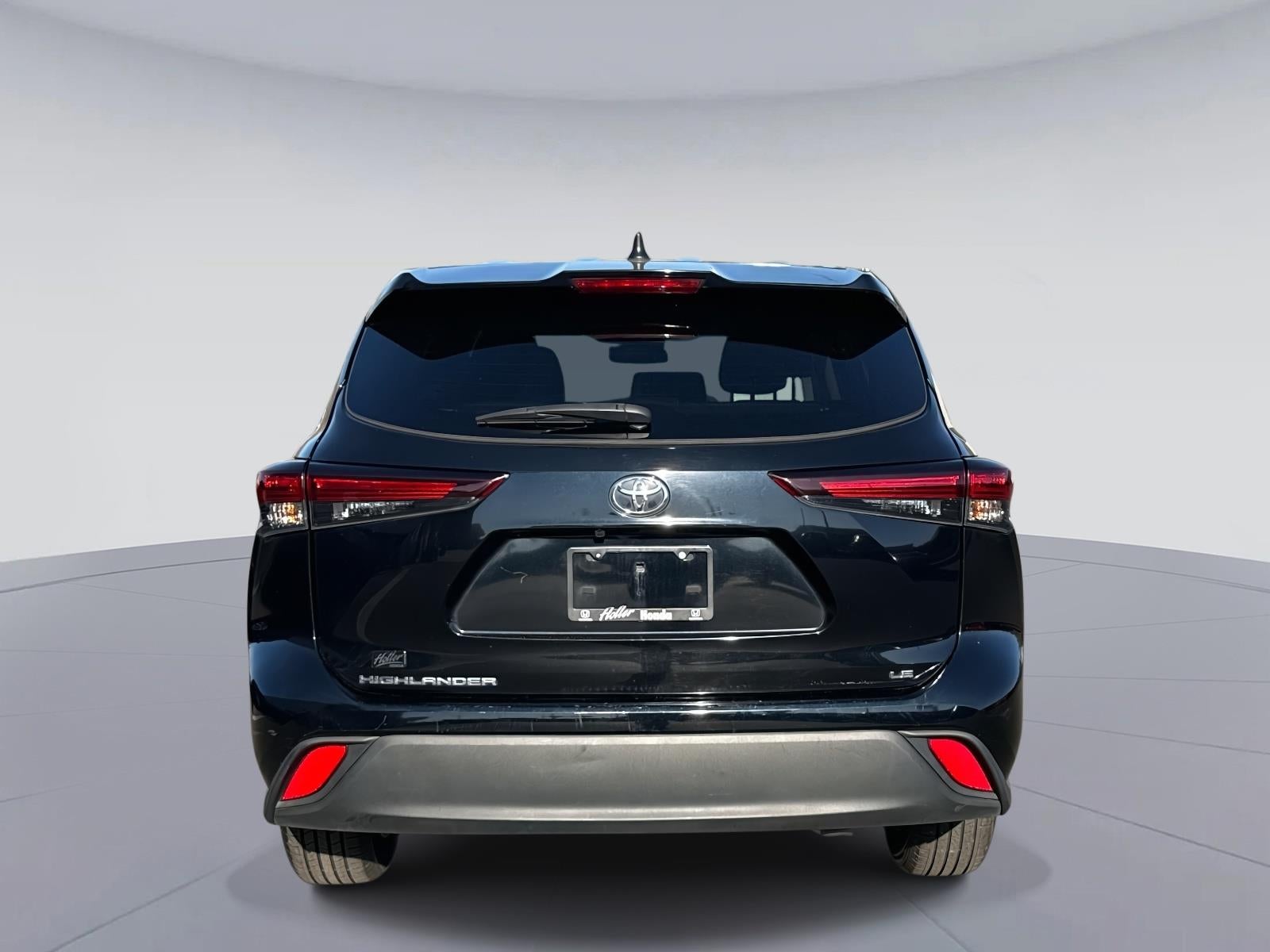 2024 Toyota Highlander LE