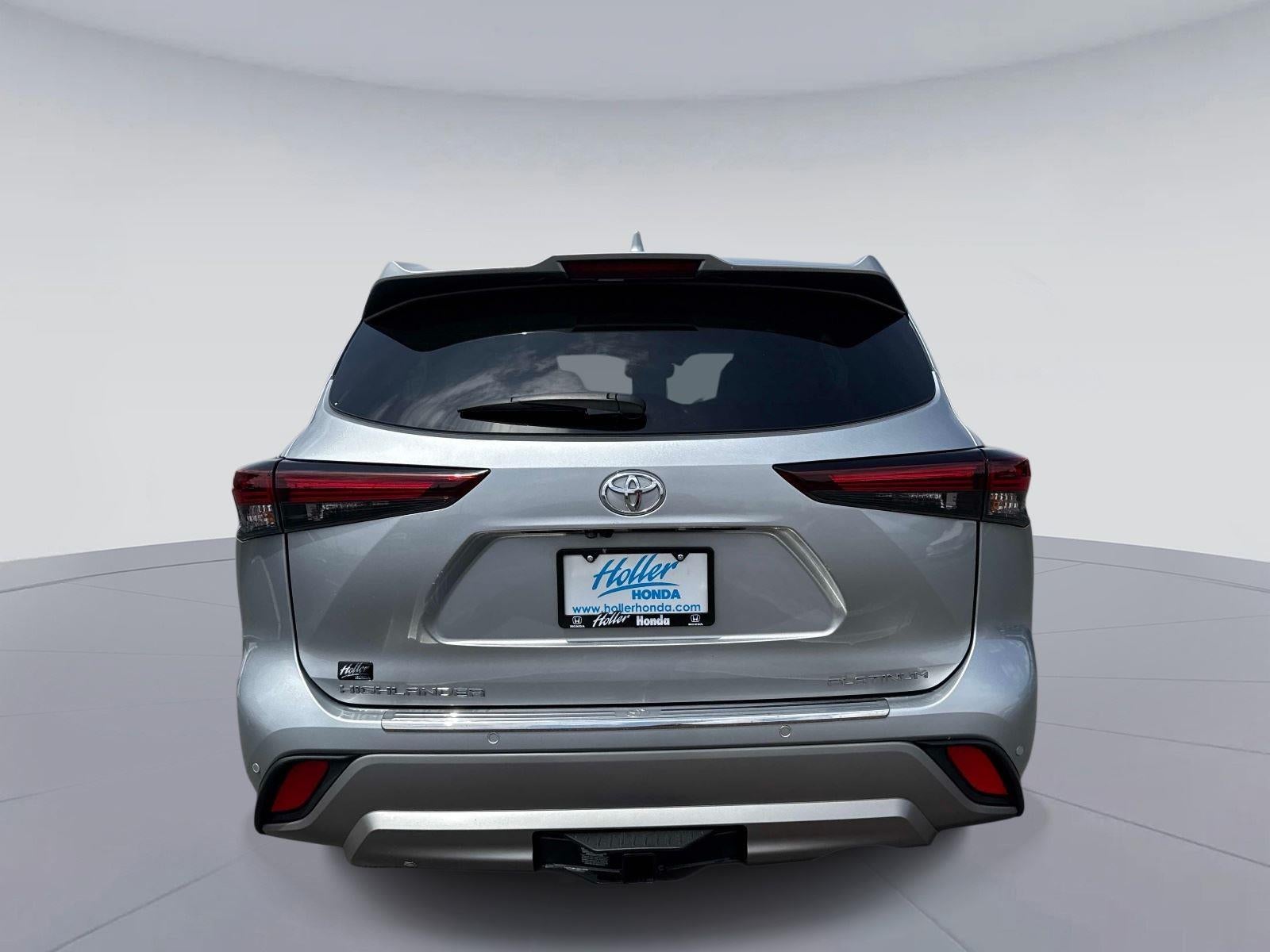 2024 Toyota Highlander Platinum