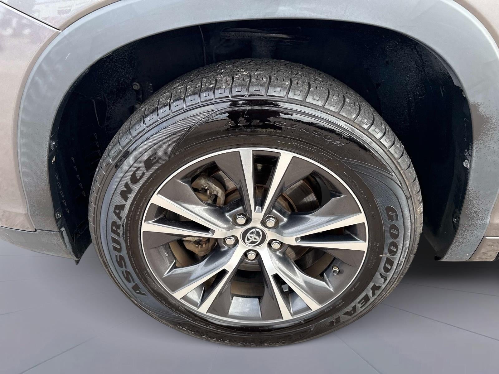 2017 Toyota Highlander LE