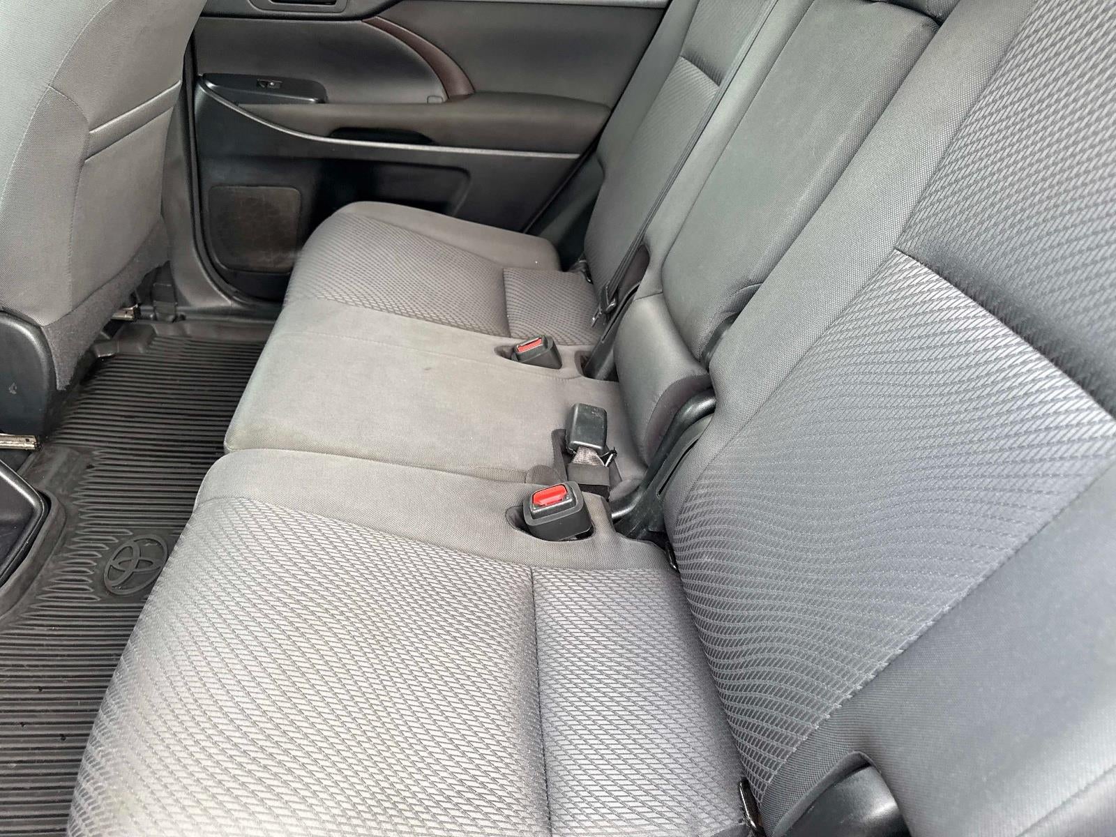 2017 Toyota Highlander LE