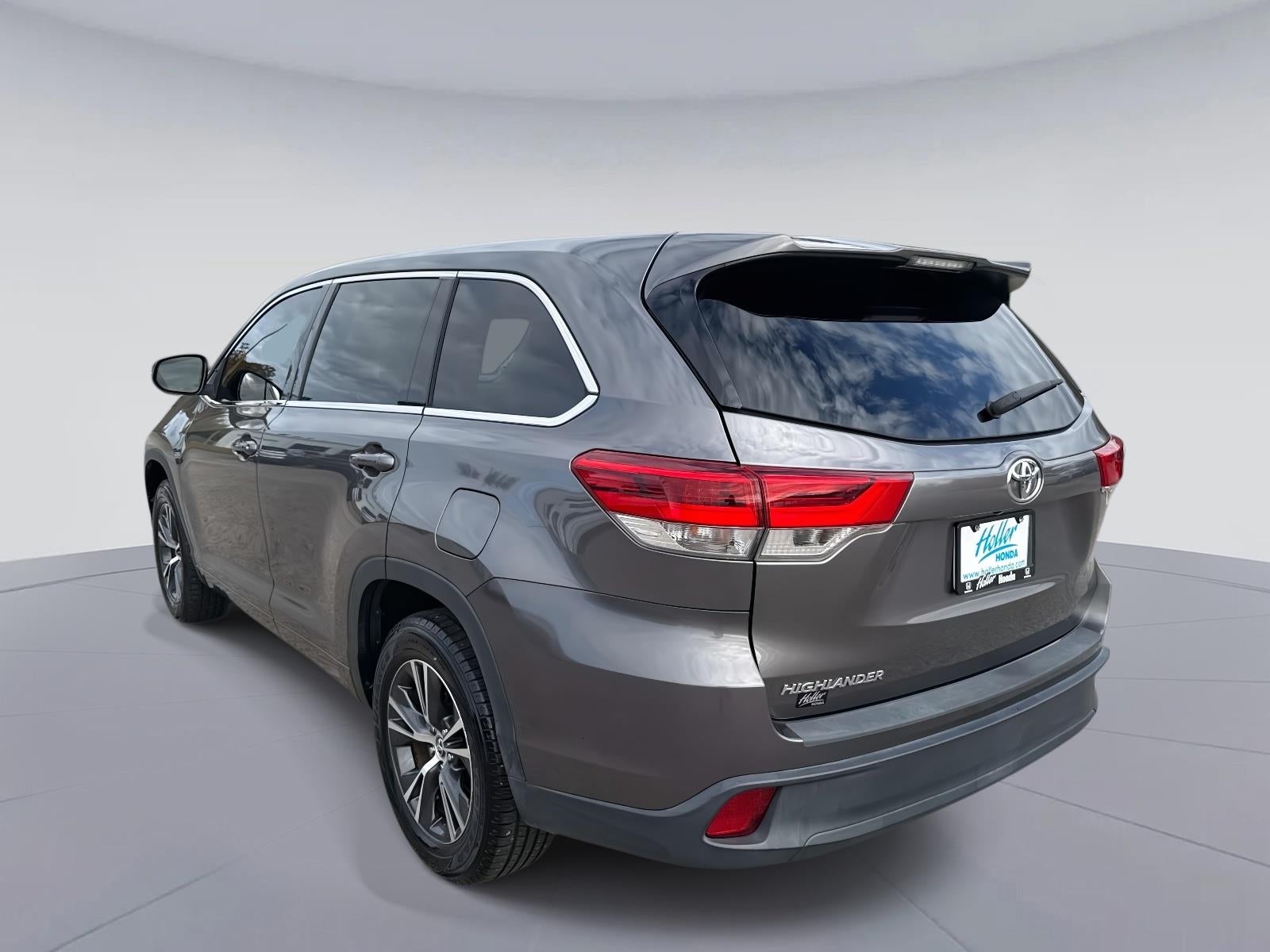 2017 Toyota Highlander LE