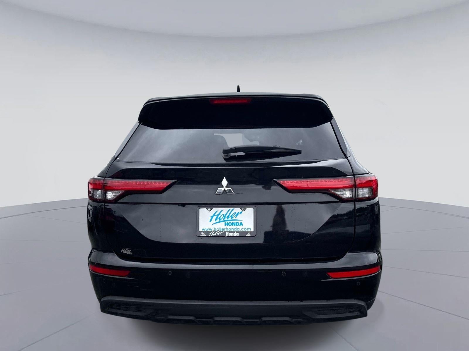 2024 Mitsubishi Outlander ES