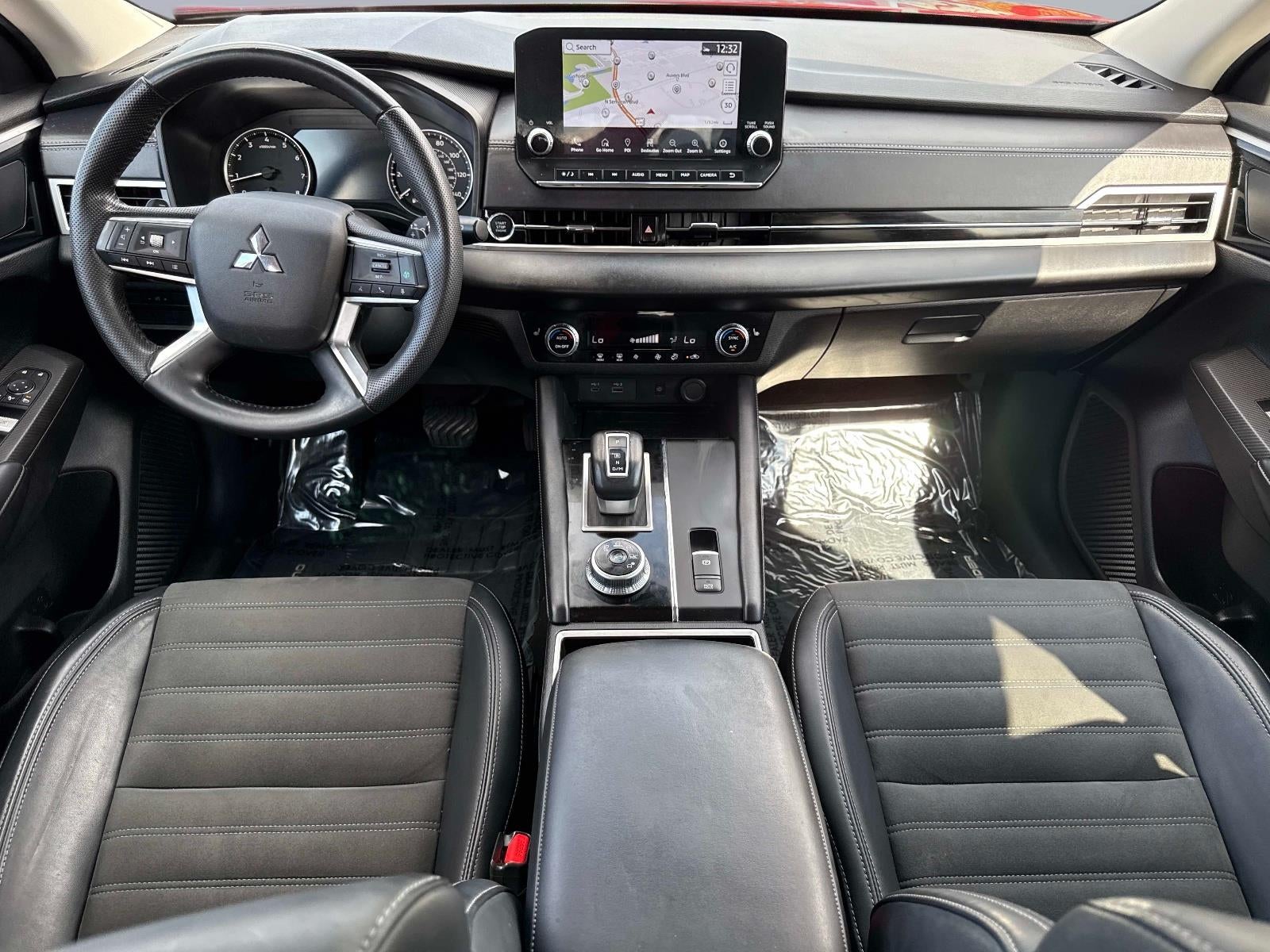 2024 Mitsubishi Outlander SE