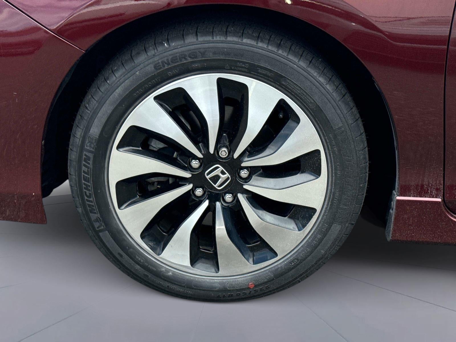 2017 Honda Accord Hybrid Touring - Photo 11