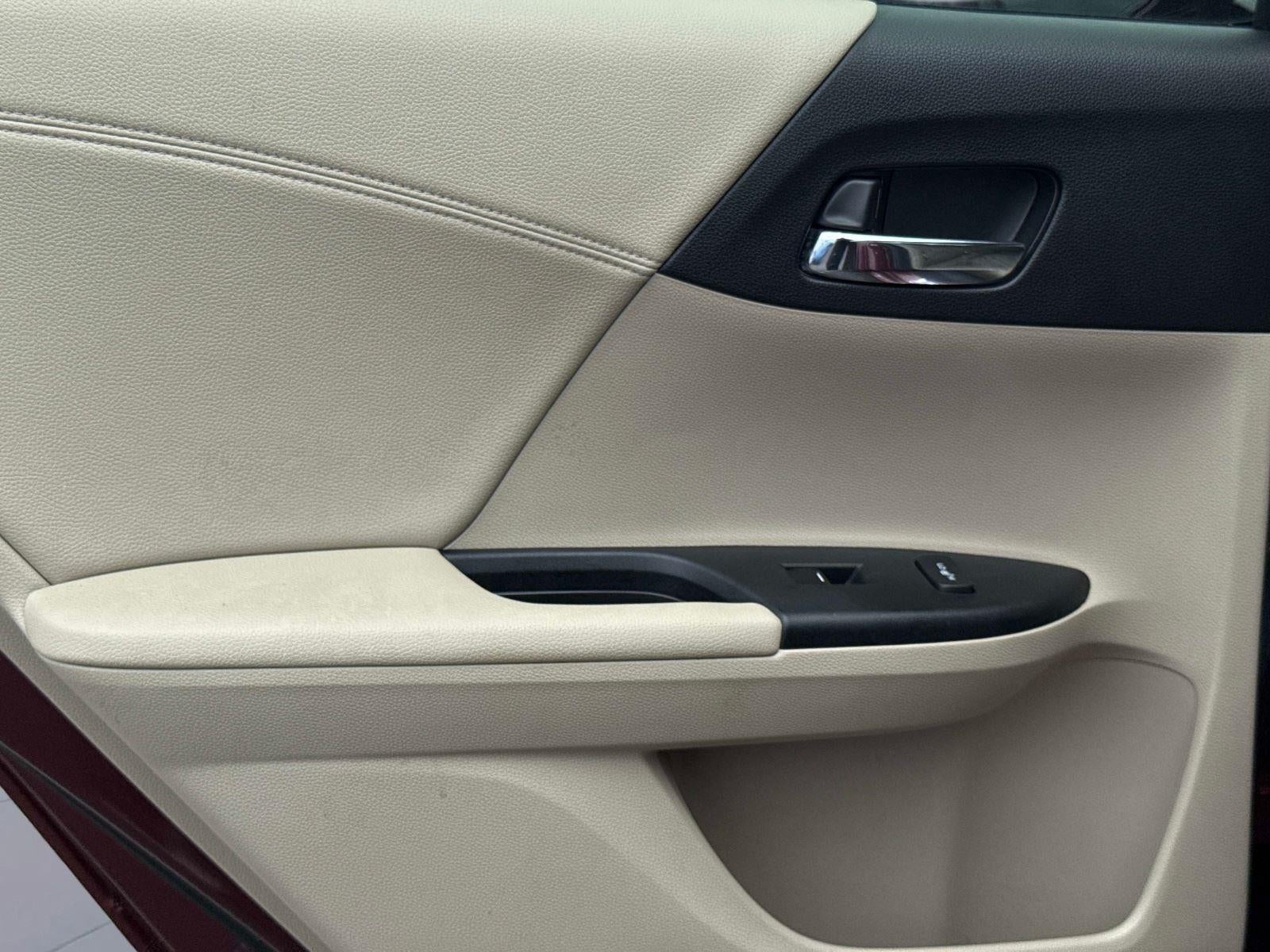 2017 Honda Accord Hybrid Touring - Photo 12