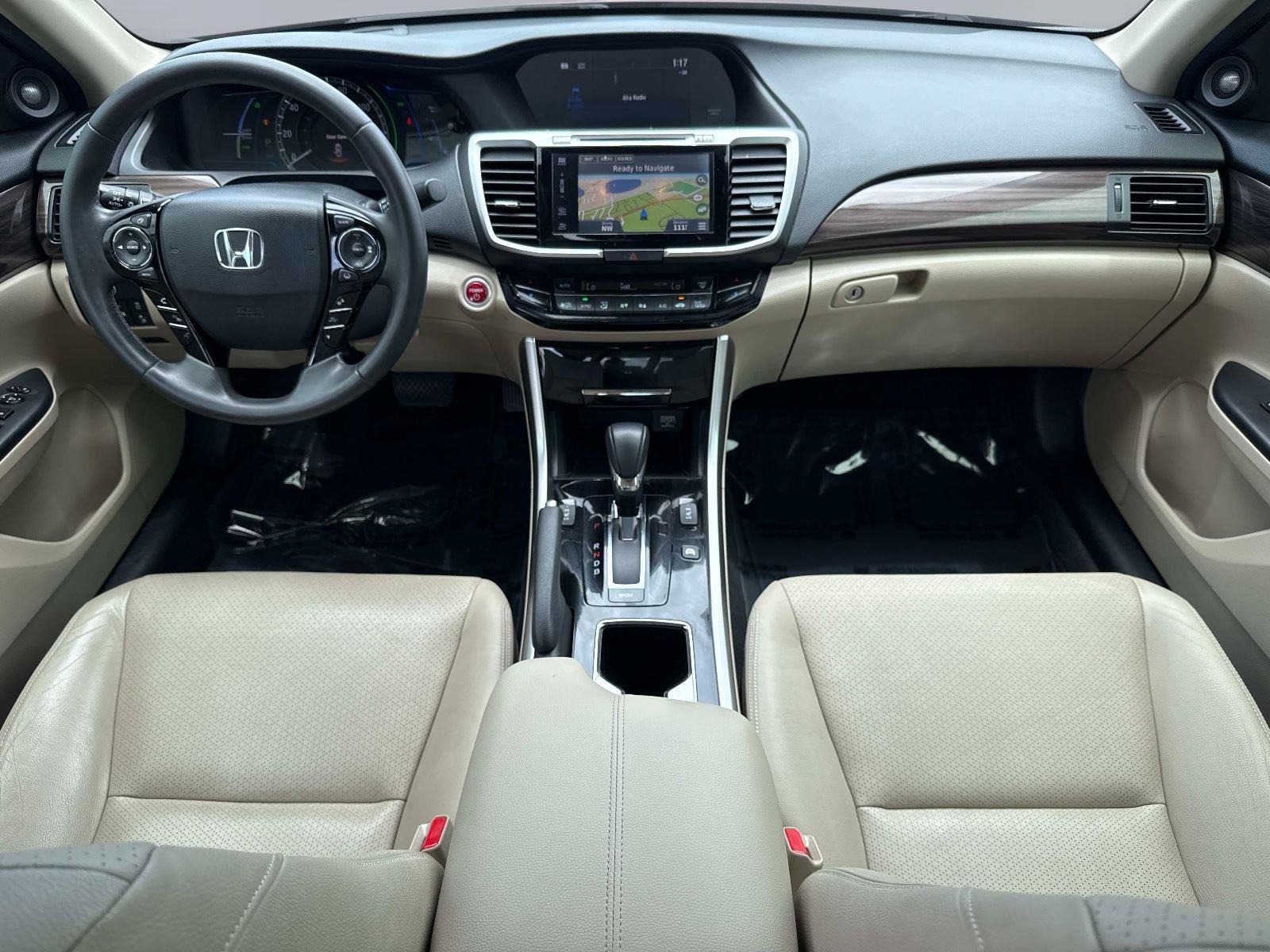 2017 Honda Accord Hybrid Touring - Photo 15