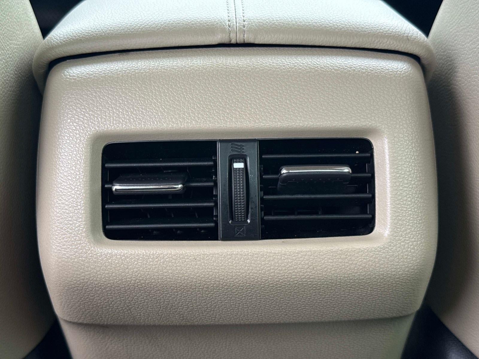 2017 Honda Accord Hybrid Touring - Photo 16