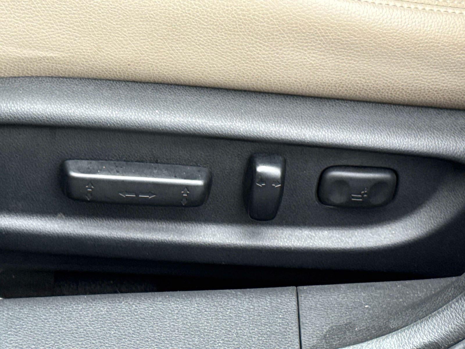 2017 Honda Accord Hybrid Touring - Photo 19