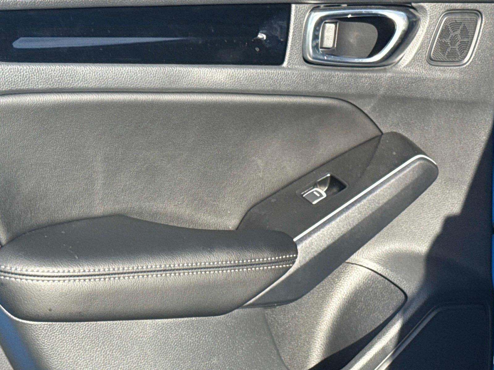 2025 Honda Civic Hatchback Sport Touring - Photo 12