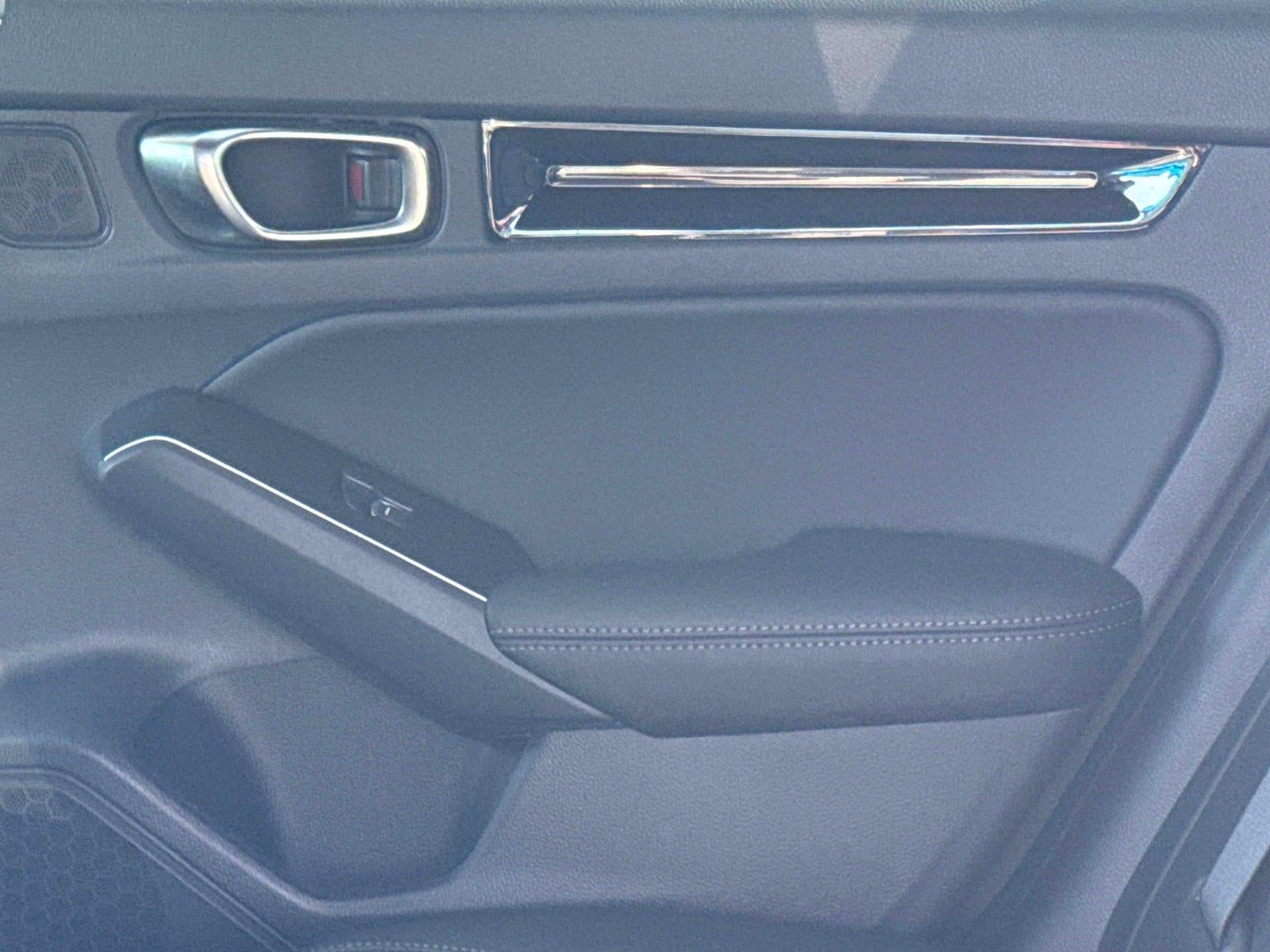 2025 Honda Civic Hatchback Sport Touring - Photo 14