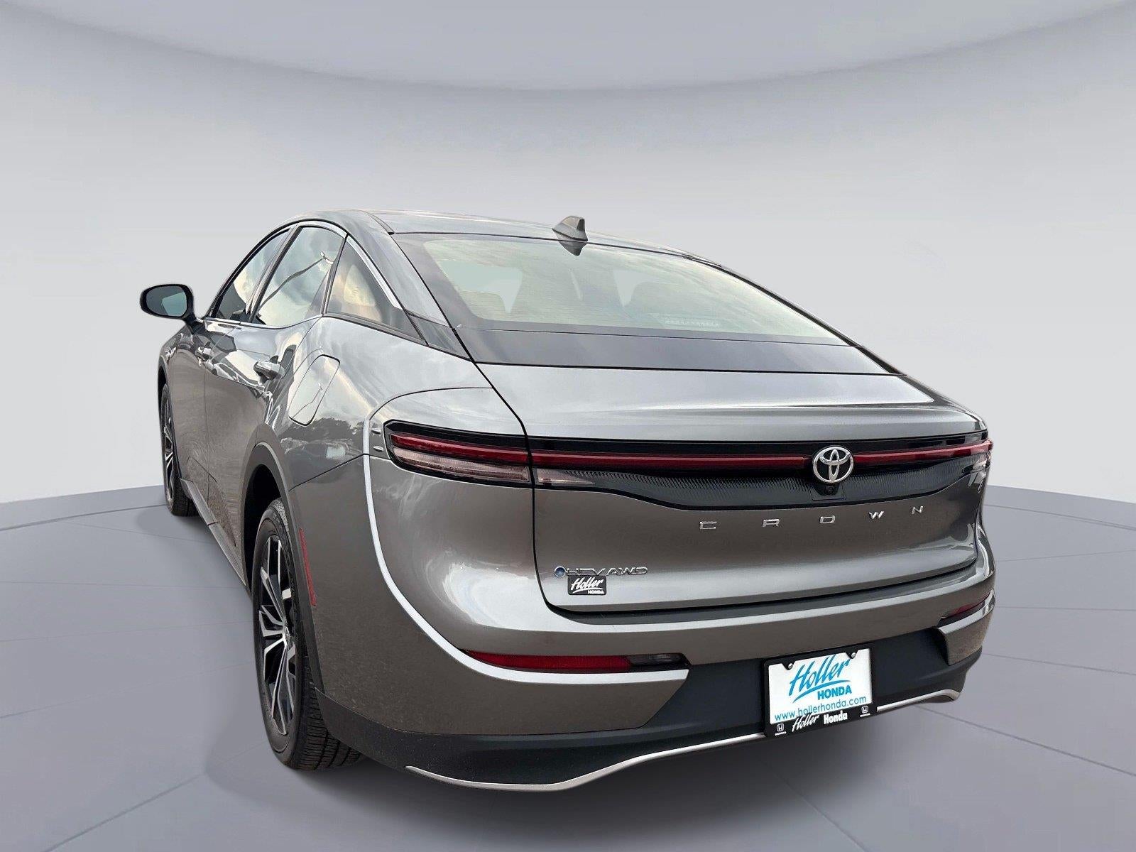 2024 Toyota Crown XLE