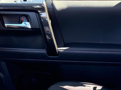 2024 Toyota 4Runner TRD Off-Road