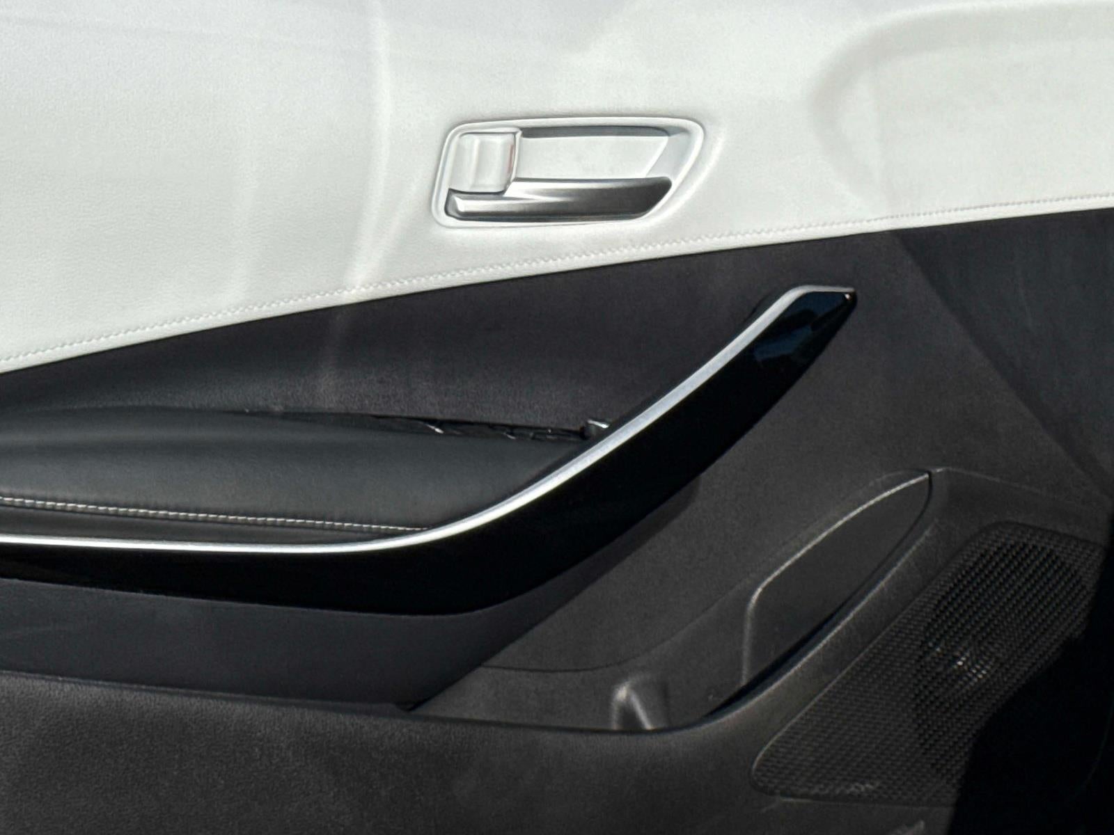 2020 Toyota Corolla Hatchback XSE