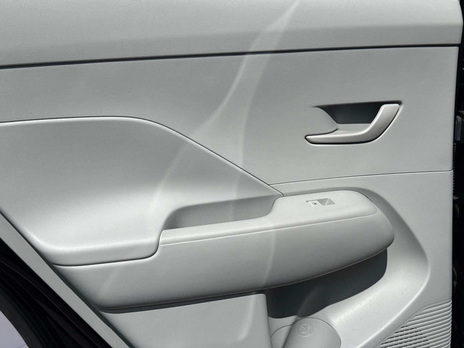 2025 Hyundai KONA SEL SEL