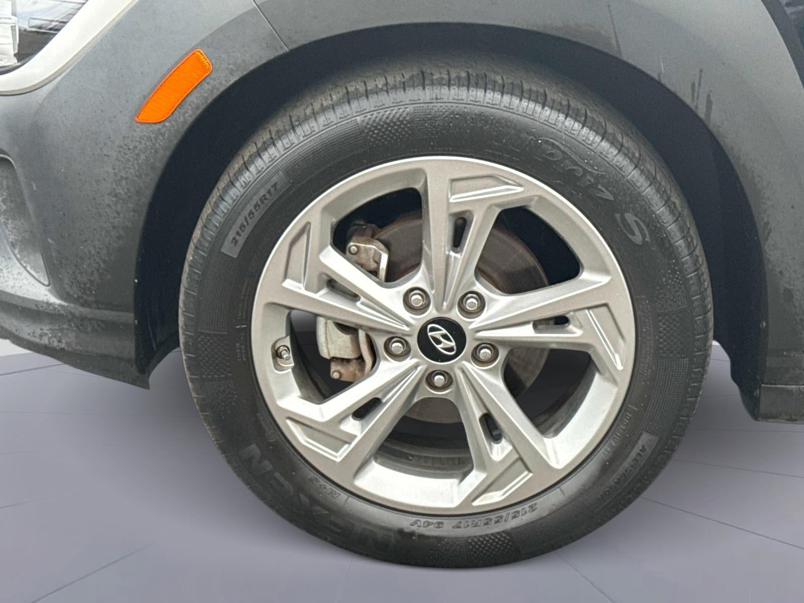 2023 Hyundai KONA SEL SEL