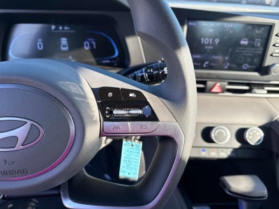 2024 Hyundai Elantra SE