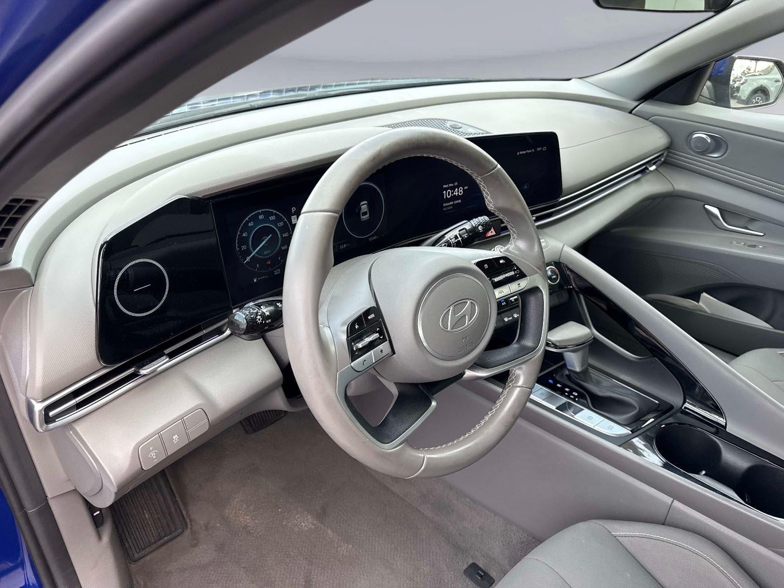 2024 Hyundai ELANTRA SEL SEL