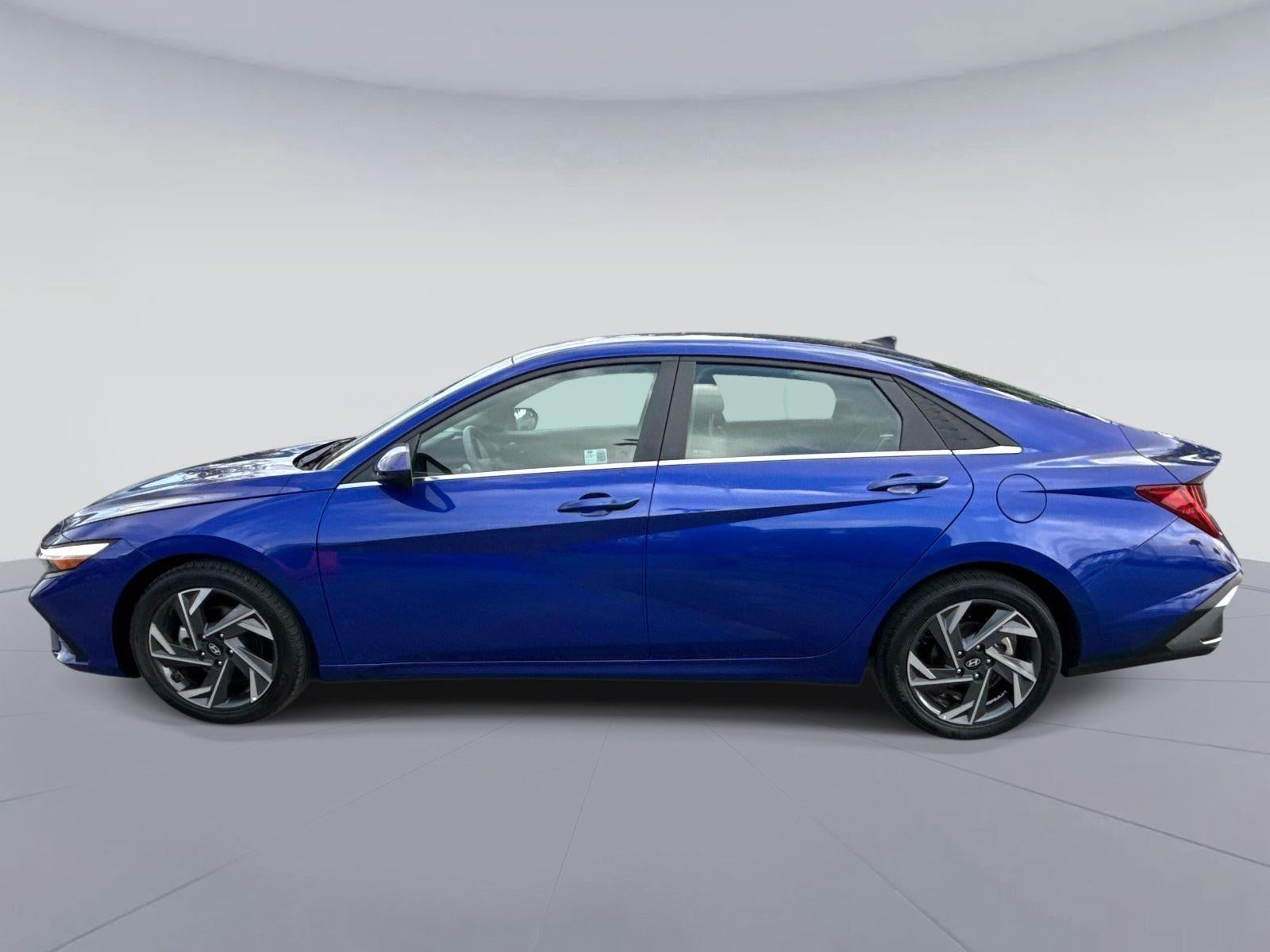 2024 Hyundai ELANTRA SEL SEL