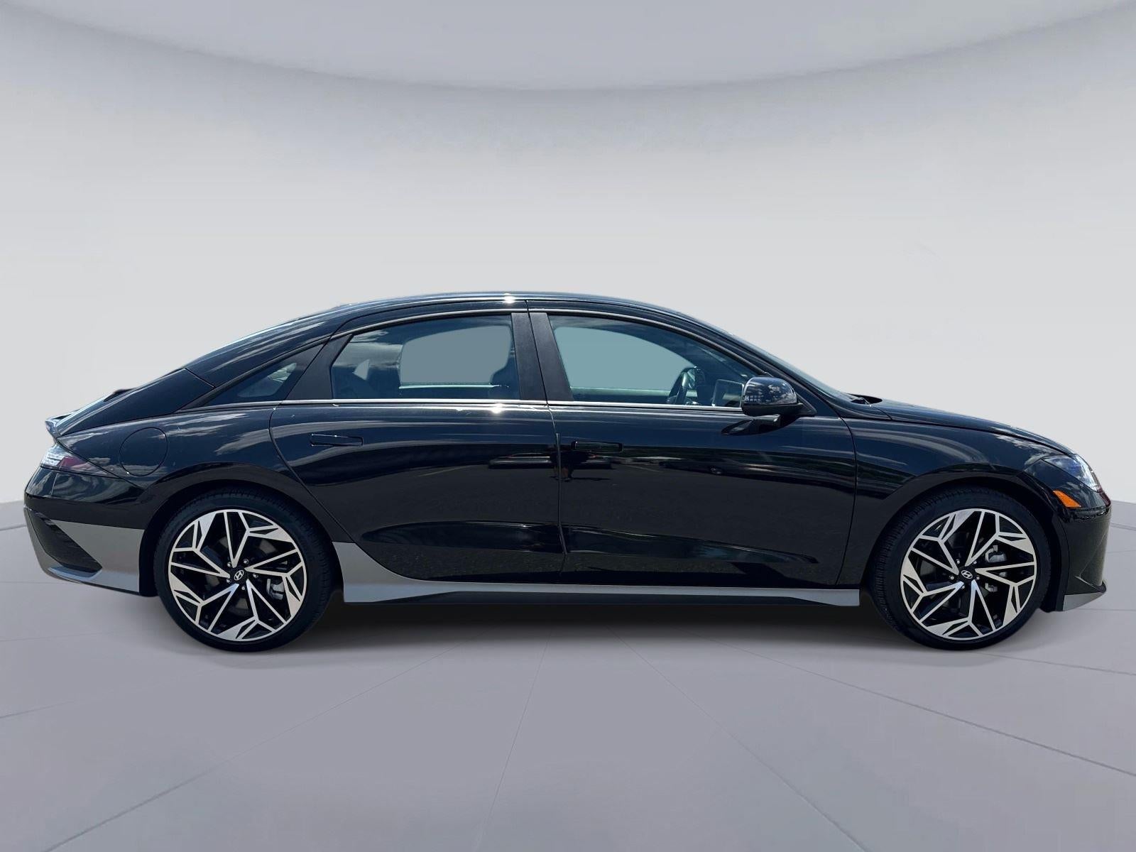 Used 2024 Hyundai IONIQ 6 SEL with VIN KMHM34AC0RA059108 for sale in Orlando, FL