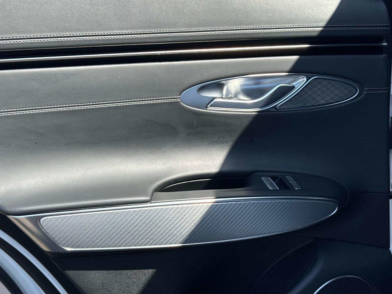 2022 Genesis GV70 2.5T