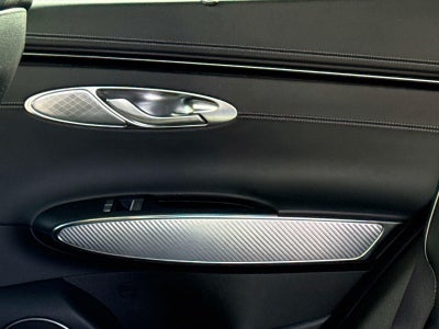 2022 Genesis GV70 2.5T