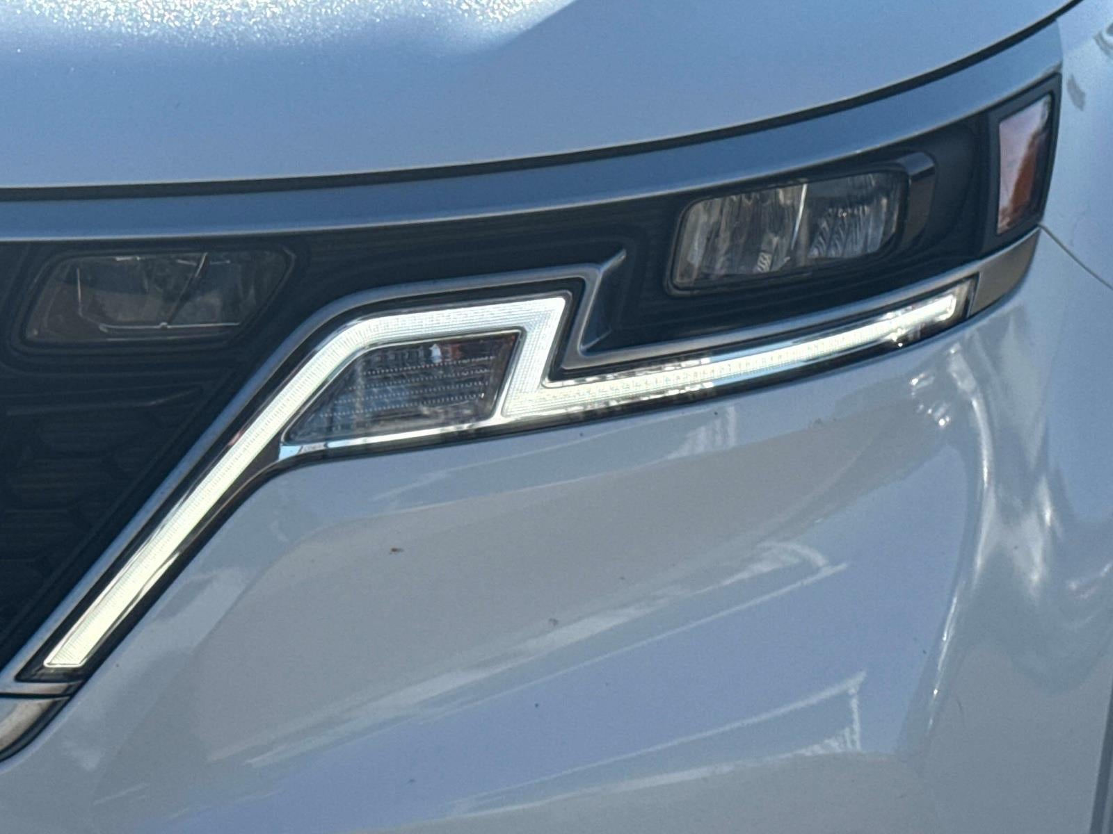 2024 Kia Carnival LX