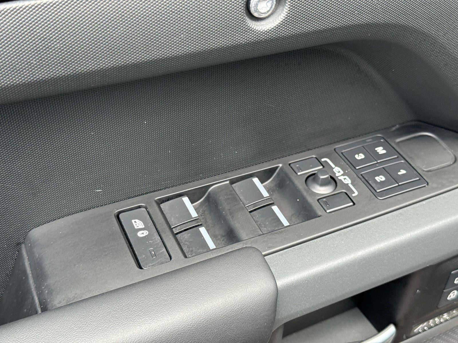 2024 Land Rover Defender X