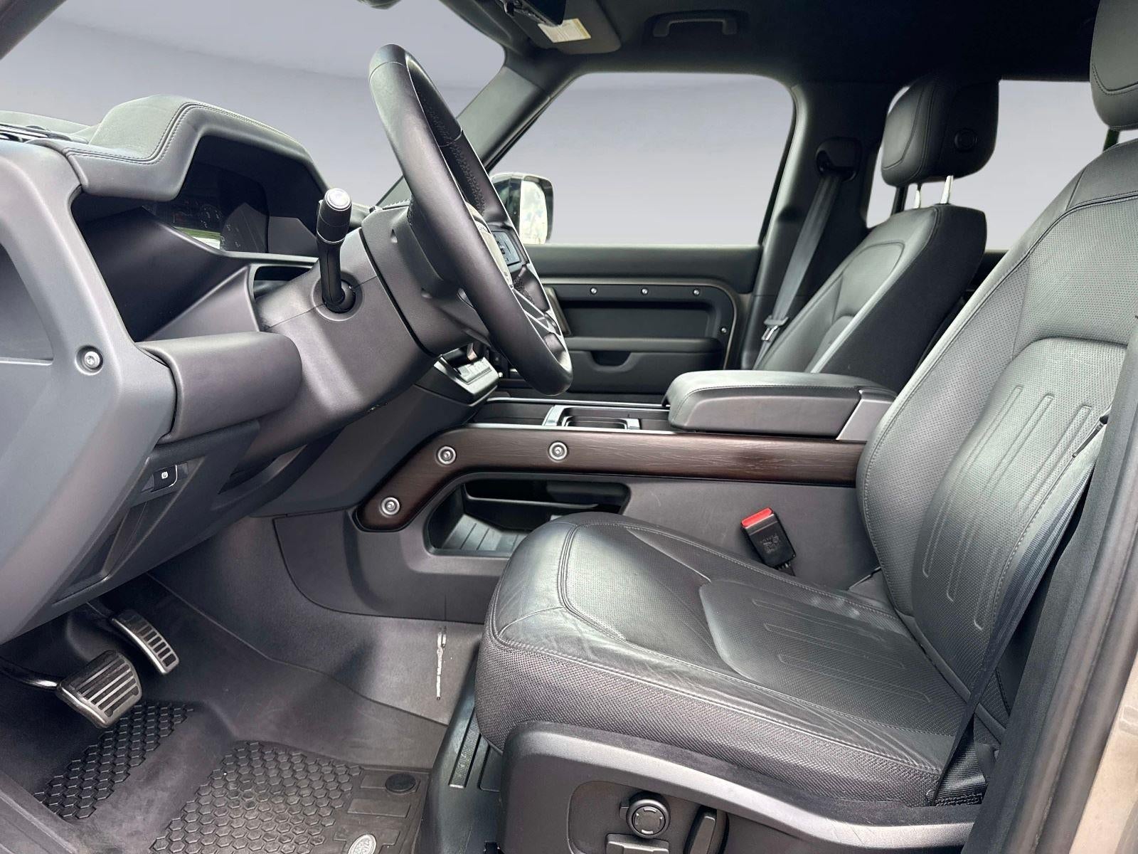 2024 Land Rover Defender X