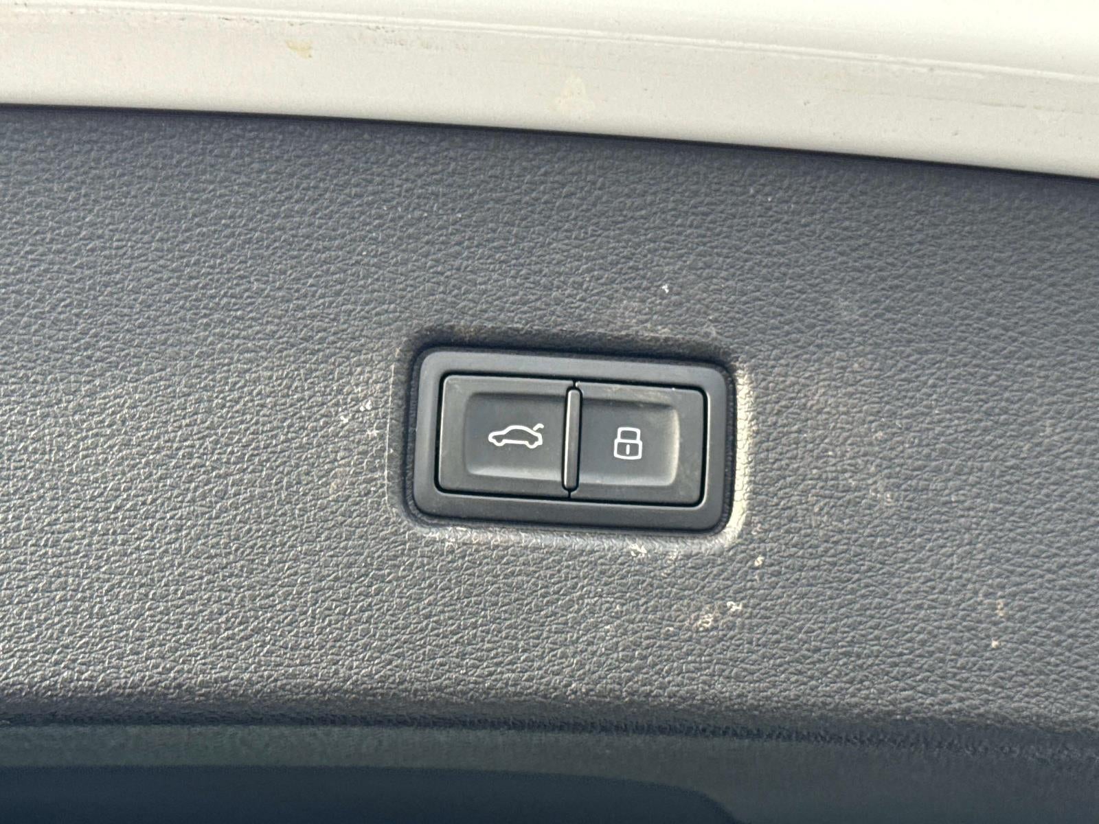 2023 Audi SQ5 Sportback Prestige