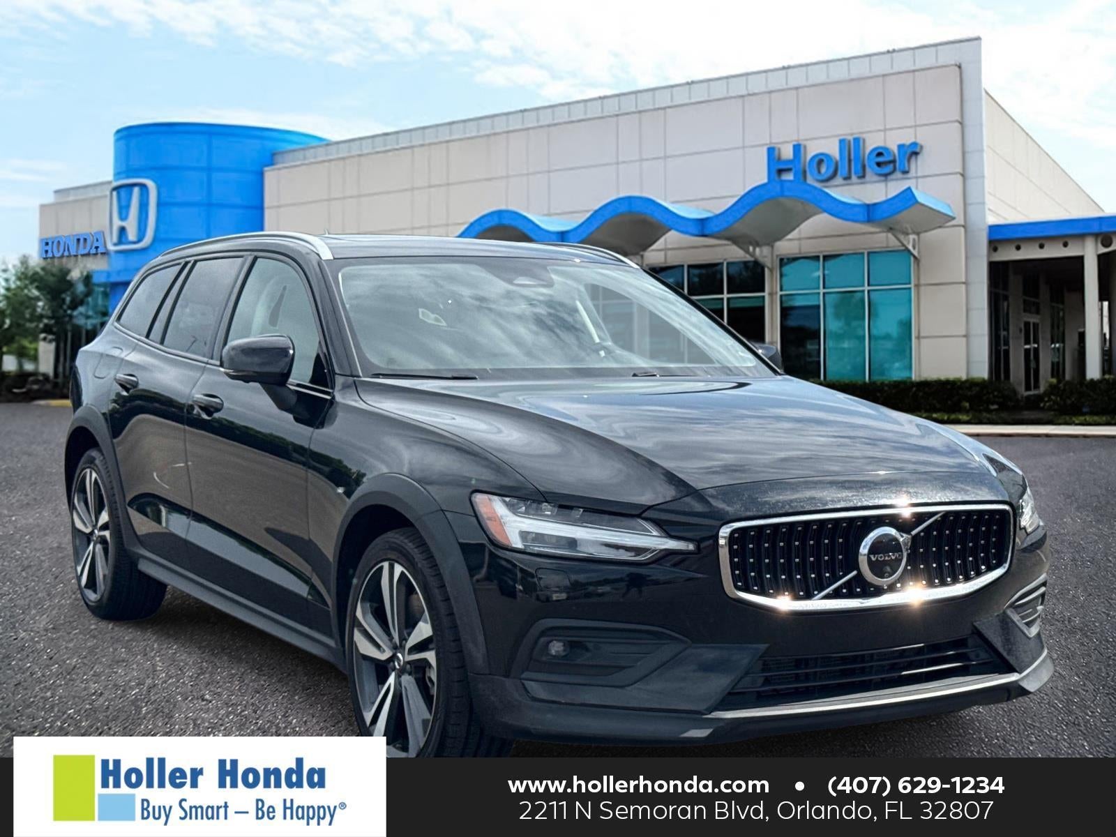 2025 Volvo V60 CROSS COUNT Plus