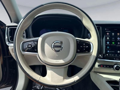 2025 Volvo V60 CROSS COUNT Plus