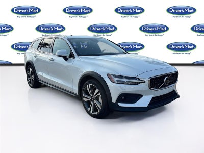 2025 Volvo V60 Cross Country Plus