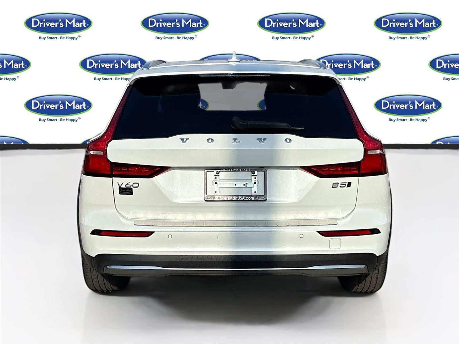 2025 Volvo V60 Cross Country Plus