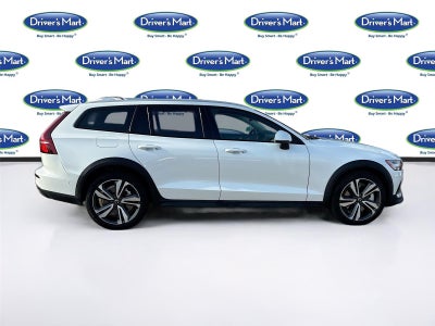 2025 Volvo V60 Cross Country Plus